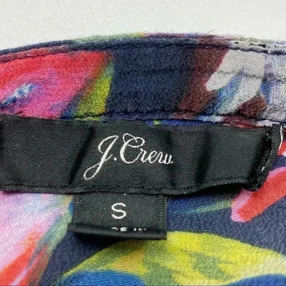 J. Crew Silk Pleated Floral peplum popover Blouse Top Navy Blue Multicol… - Picture 7 of 7